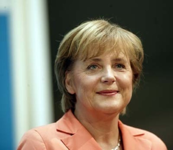 Angela Merkel pasisakė prieš vienos lyties asmenų santuokas